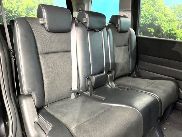 HONDA STEPWAGON SPADA 2015 Image 31