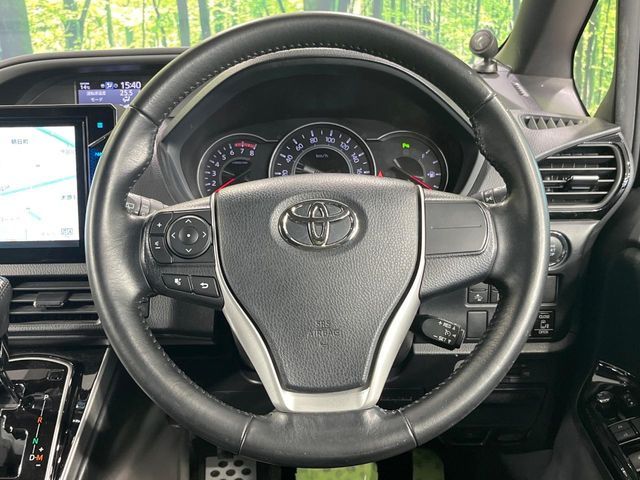 TOYOTA VOXY 2020 Image 31