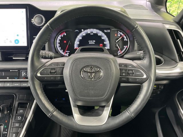 TOYOTA VOXY 2022 Image 31