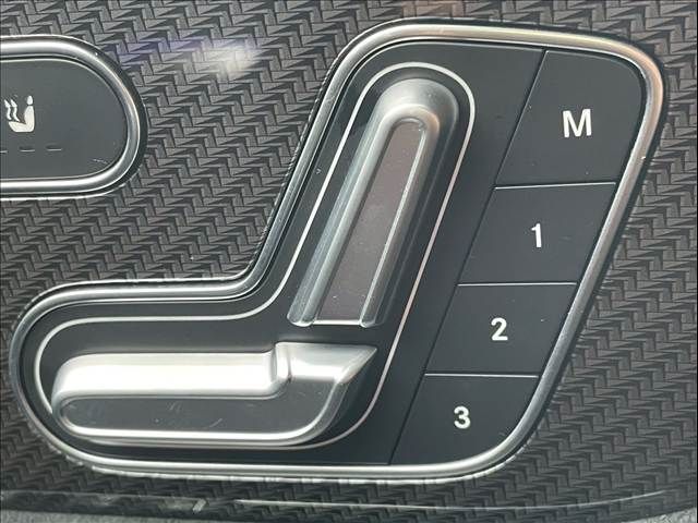 MERCEDES BENZ GLA CL 2020 Image 31