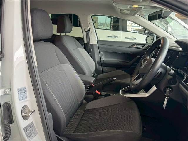 VOLKSWAGEN POLO 2022 Image 31