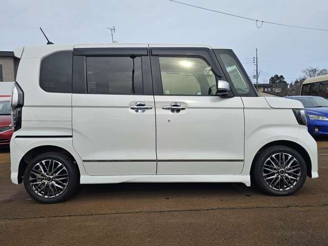 HONDA N BOX CUSTOM 4WD 2018 Image 31