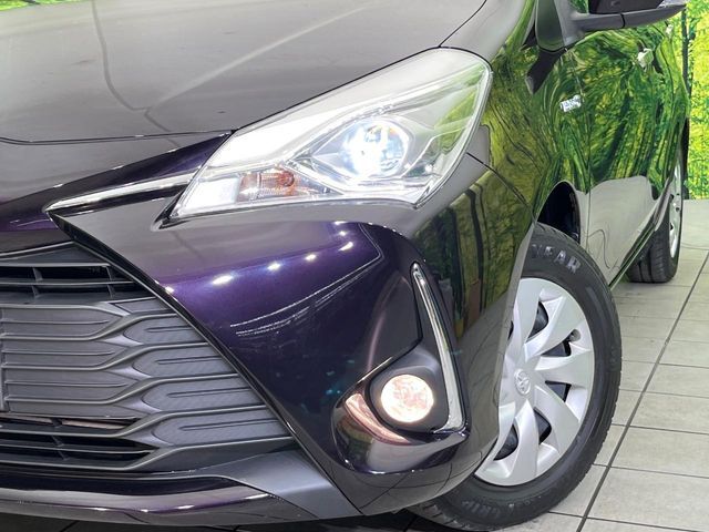 TOYOTA VITZ HYBRID 2017 Image 31