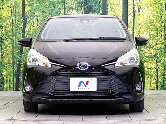 TOYOTA VITZ HYBRID 2017 Image 31