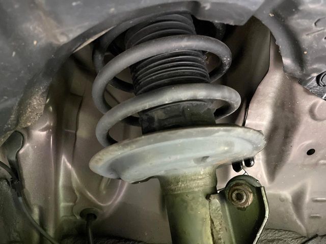 TOYOTA VITZ HYBRID 2017 Image 31