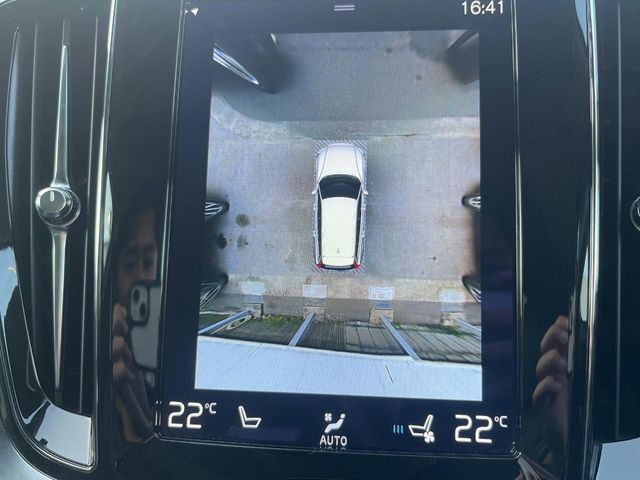 VOLVO V60 2022 Image 31