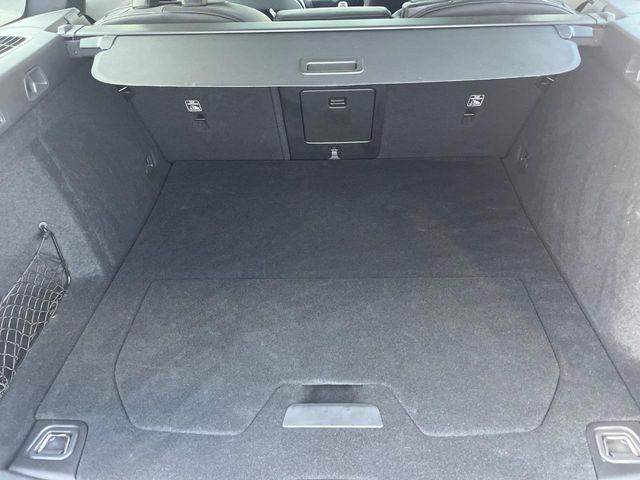 VOLVO V60 2022 Image 31