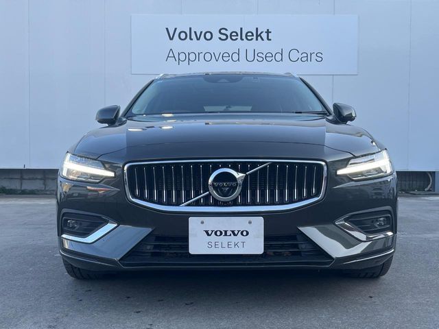 VOLVO V60 2022 Image 31