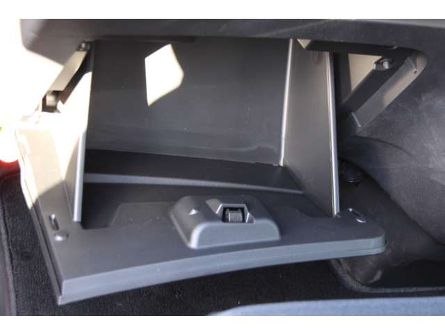 NISSAN SERENA  WG 4WD 2024 Image 31