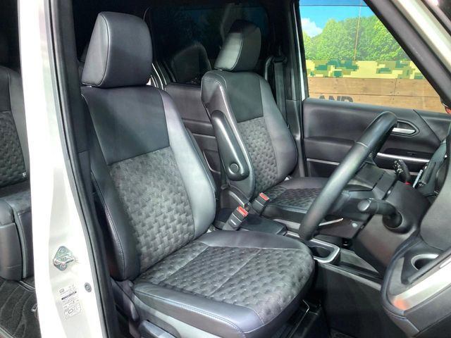 TOYOTA VOXY HYBRID 2023 Image 31