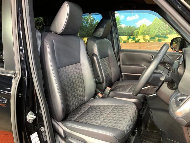 TOYOTA VOXY 2023 Image 31