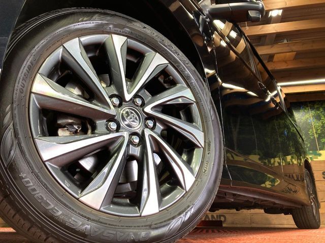 TOYOTA VOXY 2023 Image 31