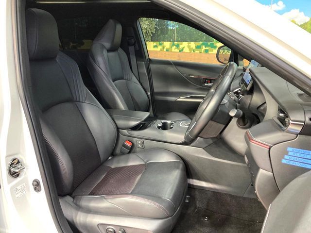 TOYOTA HARRIER PHEV 2023 Image 31