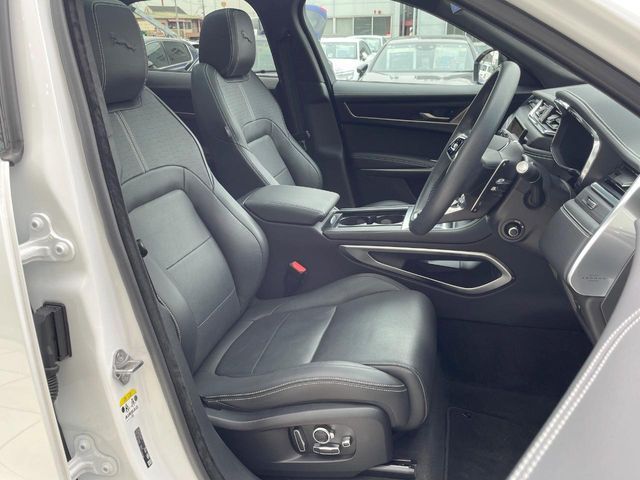 JAGUAR F-PACE 2025 Image 31