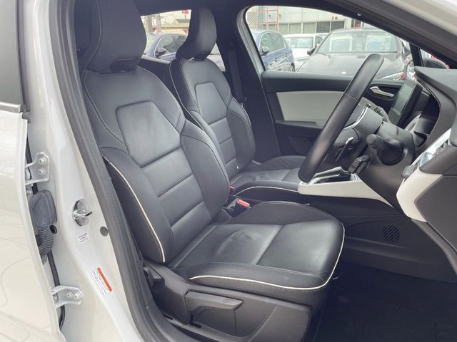 RENAULT LUTECIA 2022 Image 31