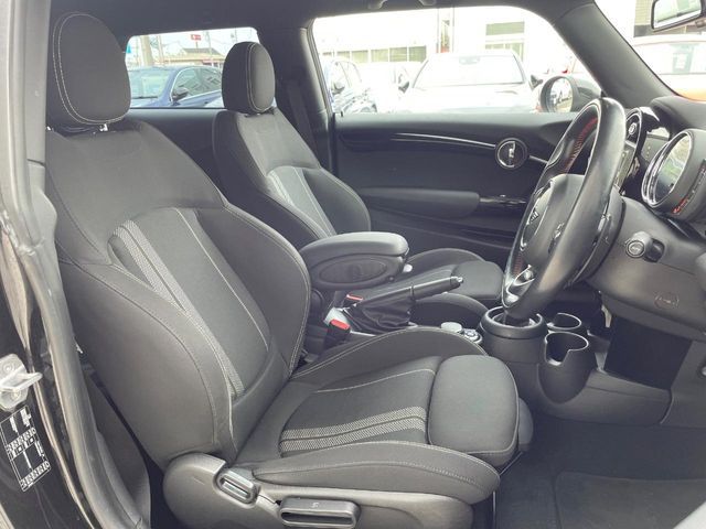 BMW MINI COOPER SD 2019 Image 31