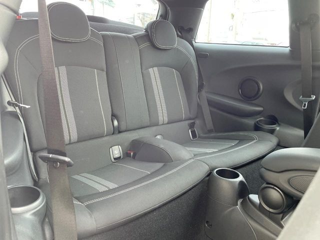 BMW MINI COOPER SD 2019 Image 31