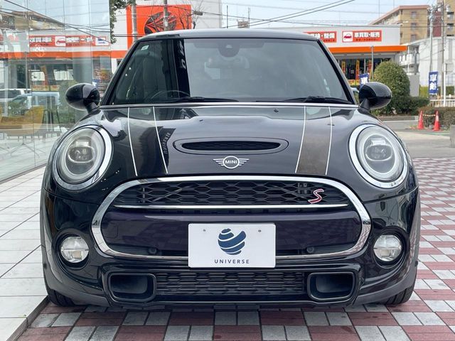 BMW MINI COOPER SD 2019 Image 31