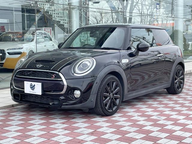 BMW MINI COOPER SD 2019 Image 31