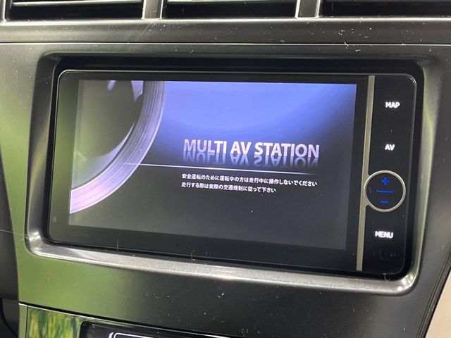 TOYOTA PRIUS ALPHA 2013 Image 31