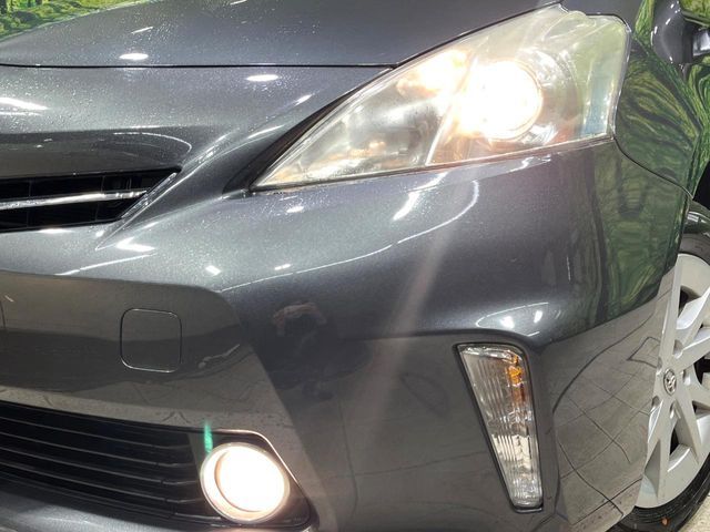 TOYOTA PRIUS ALPHA 2013 Image 31