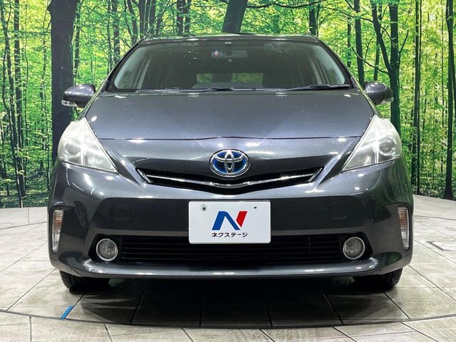 TOYOTA PRIUS ALPHA 2013 Image 31