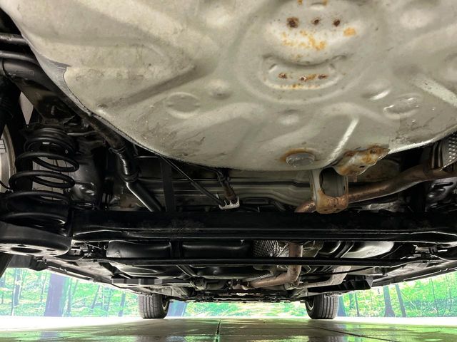 TOYOTA PRIUS ALPHA 2013 Image 31