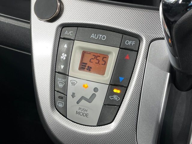 DAIHATSU MOVE CUSTOM 4WD 2014 Image 31