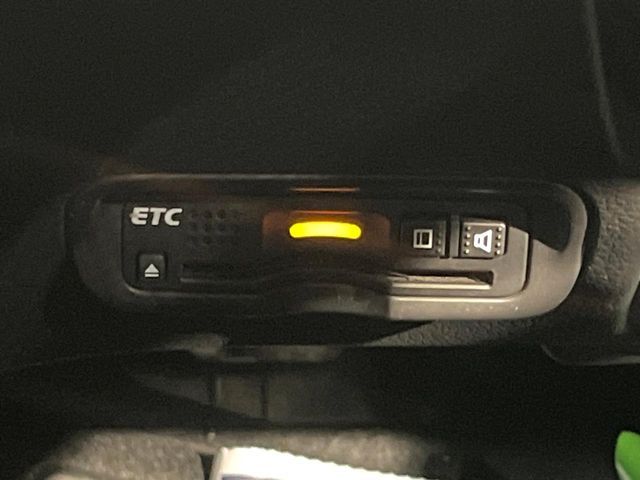 HONDA VEZEL HYBRID 2017 Image 31