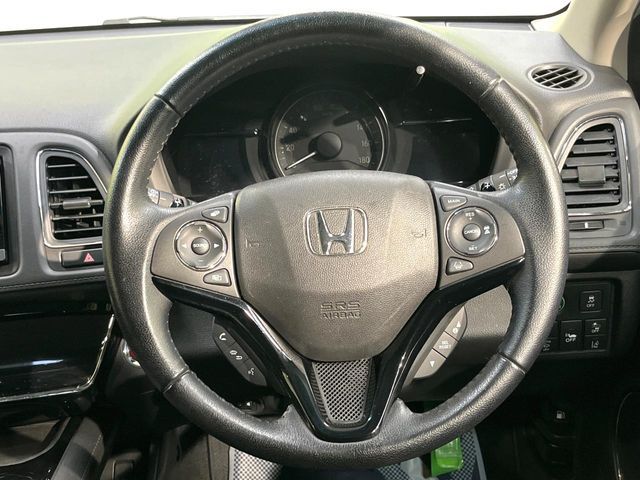 HONDA VEZEL HYBRID 2017 Image 31