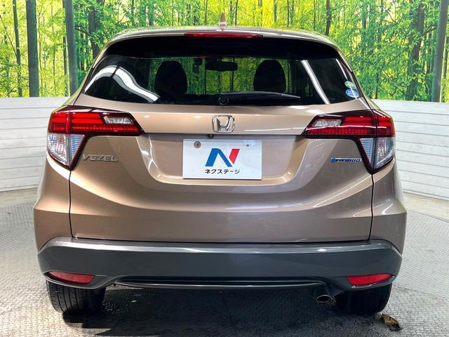 HONDA VEZEL HYBRID 2017 Image 31