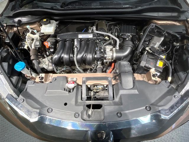 HONDA VEZEL HYBRID 2017 Image 31