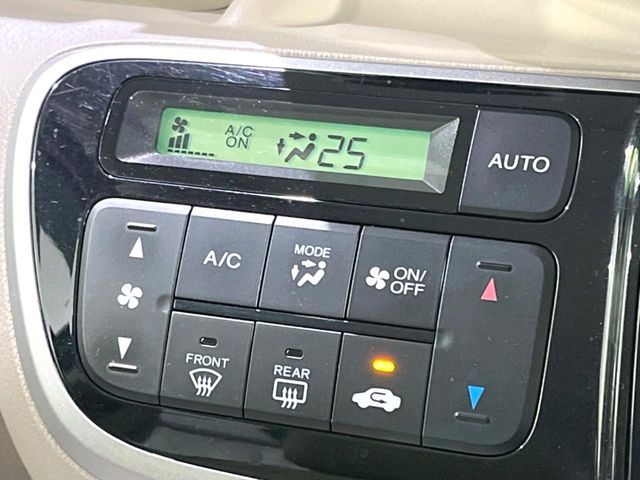 HONDA N BOX 2013 Image 31