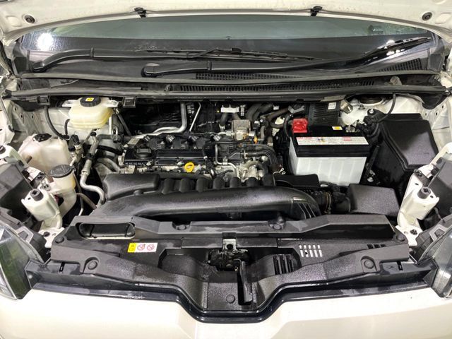 TOYOTA NOAH 4WD 2022 Image 31