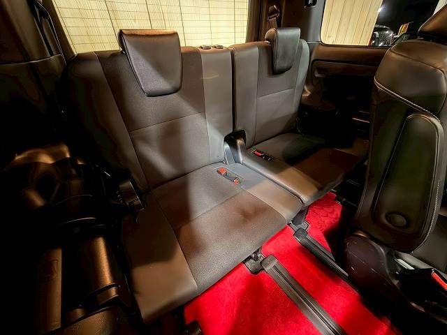 TOYOTA NOAH HYBRID 2019 Image 31