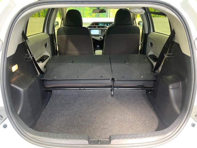 TOYOTA AQUA 2013 Image 31