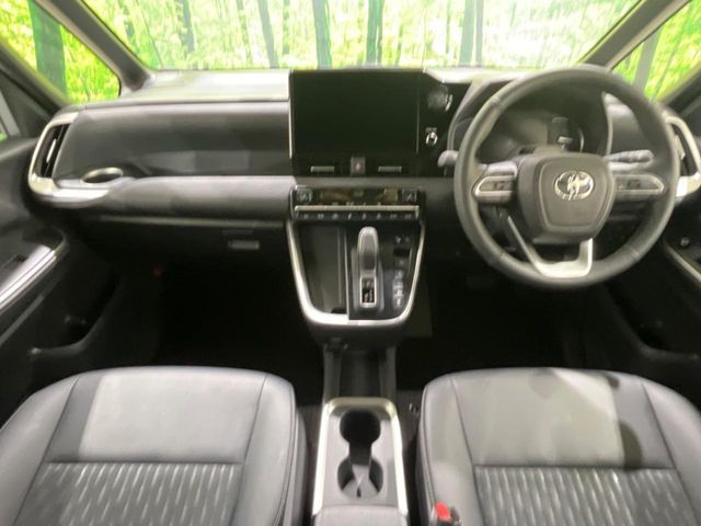 TOYOTA NOAH HYBRID 2025 Image 31