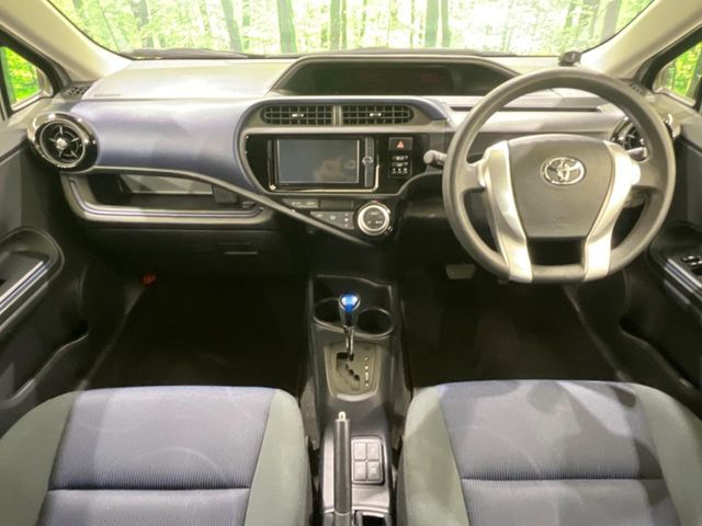 TOYOTA AQUA 2015 Image 31