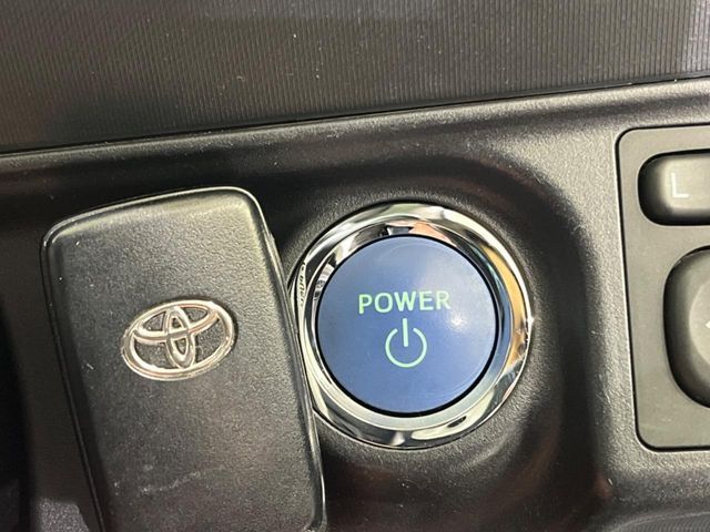 TOYOTA AQUA 2015 Image 31