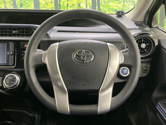 TOYOTA AQUA 2015 Image 31