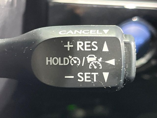 TOYOTA PRIUS 2017 Image 31