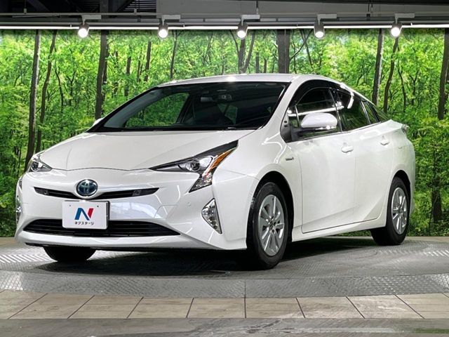 TOYOTA PRIUS 2017 Image 31