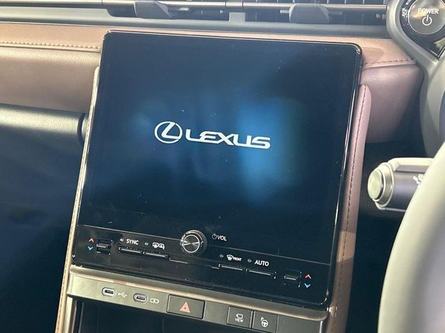 TOYOTA LEXUS LBX 2025 Image 31