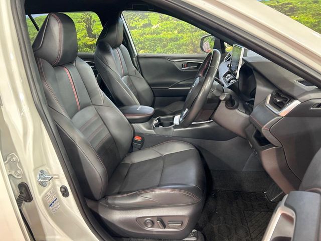 TOYOTA RAV4 PHV 2022 Image 31