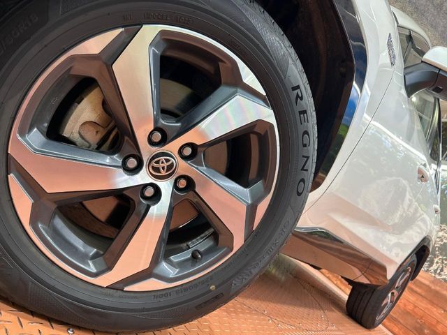 TOYOTA RAV4 PHV 2022 Image 31