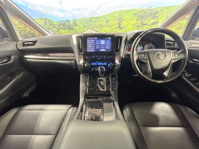 TOYOTA ALPHARD 2023 Image 31
