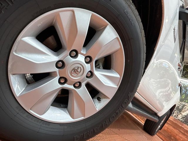 TOYOTA HILUX 4WD 2020 Image 31