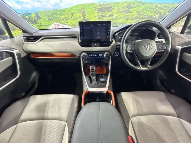 TOYOTA RAV4 HYBRID 4WD 2021 Image 31