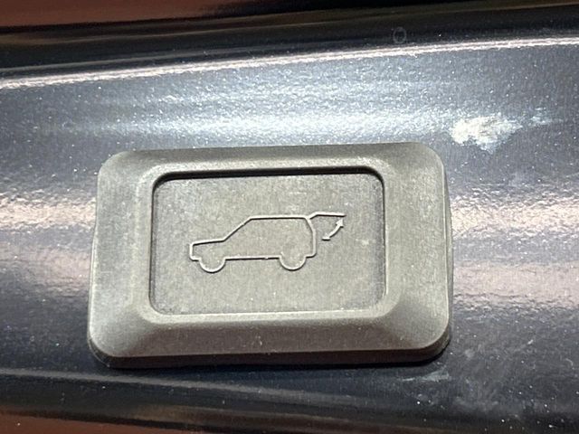 TOYOTA RAV4 HYBRID 4WD 2021 Image 31