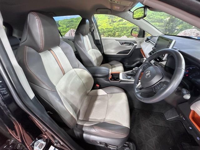 TOYOTA RAV4 HYBRID 4WD 2021 Image 31